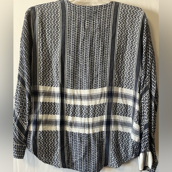 Rails Lily Sapphire Jacquard Lace up Long Sleeve Blue and White Top Size Large - Picture 2 of 6